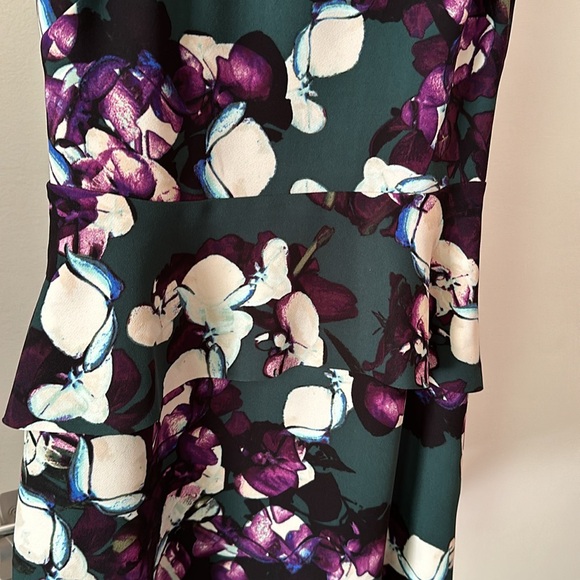 Green and purple dress with pockets! - Picture 2 of 7